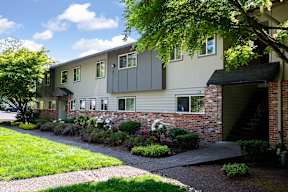 Skyline Apartments | Exterior