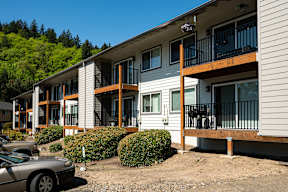 Skyline Apartments | Exterior