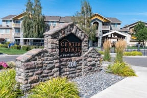 Center Pointe | Monument Sign