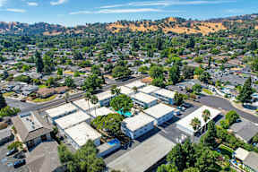 The Camellia on Buck | Exterior