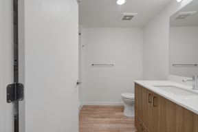 The Warren | Bathroom