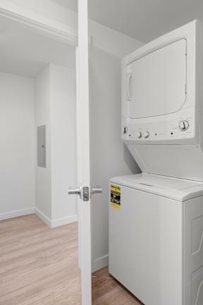 The Warren | Washer & Dryer