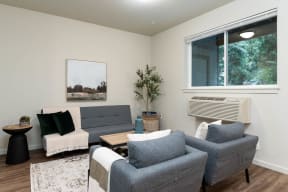 Quatama Woods | Living Room