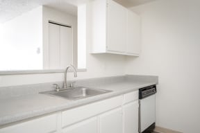 Riverwood Heights | Kitchen