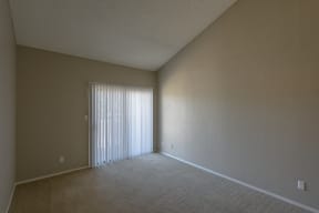 Peoria Apartments- The Flats at Peoria- living