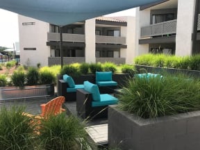 Peoria Apartments- Moxi Apartments-  Exterior Lounge Space