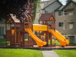 Puyallup Apartments- Deer Creek Apartments- common space- playground
