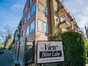 Seattle Apartments- View at Bitter Lake- exterior -signage