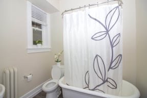 745 Wolseley Apartment