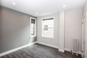 883 Grosvenor Avenue