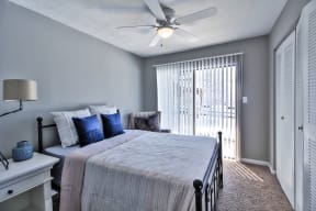 The Pops - Interior Bedroom