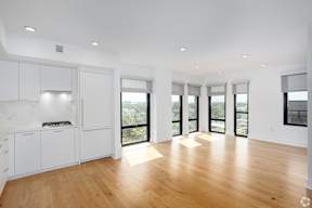 2 Bedroom/2 Bathroom Living Room