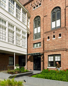 a view of the entrance to the building