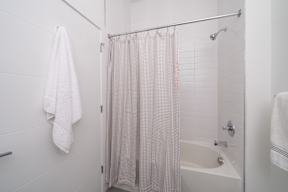 Bathroom With Bathtub at Art Of Newark, Newark New Jersey