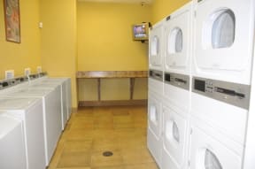 Laundry Center at Claymore Crossings Apartments in Tampa FL