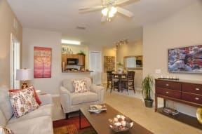 Open-Layout Homes at Colonial Lakes Apartments in Lake Worth, FL