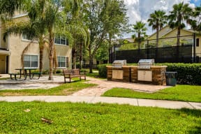 Picnic and grill area  | Estates at Heathbrook