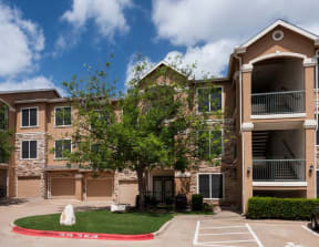 Exterior | Park at Monterey Oaks