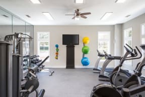 modern fitness center for residents at Stone Ridge apartments Charlotte