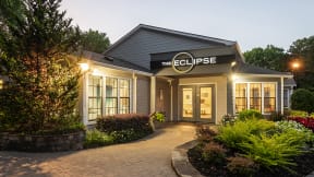 Eclipse Apartments Duluth GA entrance to leasing center lobby