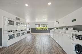 the preserve at ballantyne commons community laundry room