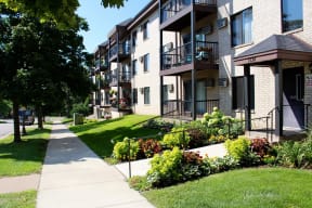 beautiful location overlooking the Mississippi River in St Paul Paul