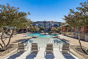 Poolside Relaxation Area at Platinum Castle Hills, Lewisville