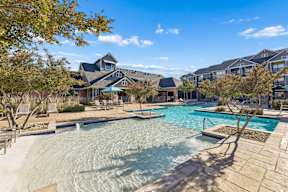 Clean Blue Swimming Pool at Platinum Castle Hills, Texas