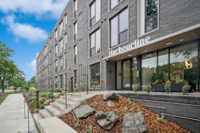 Harbourline Apartments, St Paul