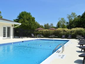 Canterbury Woods Apartments Pool