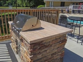Grills at Pine Winds
