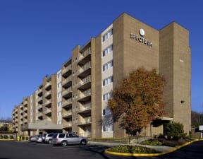 Spectrum Apartments in Arlington VA Exterior 2