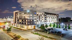 Building Exterior In Night at Railside at Wadsworth Station, Colorado