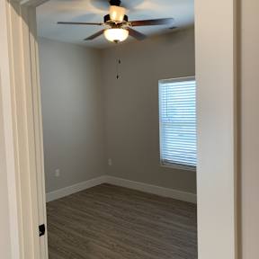revere bedroom and fan