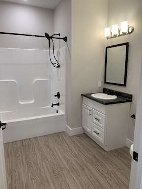 revere homes bathroom