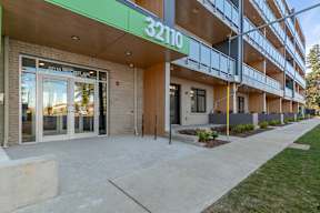 Image of front of building at Hillcrest Ave located in Abbotsford, BC