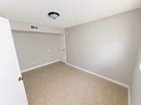 Spacious room with large closet located at the pointe apartments in Pasadena, Tx