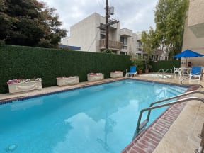 Apartment Building in Los Angeles Pool