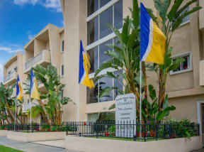 Apartment Building in Los Angeles