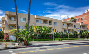 Apartment Building in Los Angeles