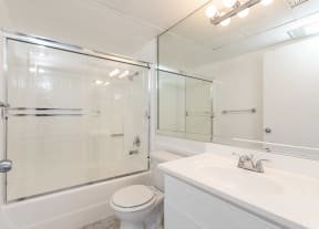 Bathroom with Bathtub/Shower