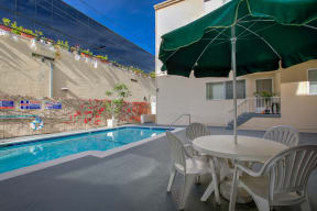 Apartment Building in Beverly Hills Pool