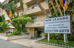 Apartment Building in Los Angeles