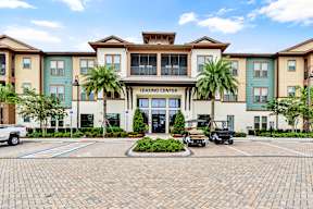 Property Exterior at POINTE AT EAST SHORE APARTMENTS, APOPKA, Florida