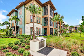 Building Exterior at POINTE AT EAST SHORE APARTMENTS, APOPKA, FL, 32703
