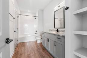 White Bathroom at DAWSON PARK APARTMENTS, BATON ROUGE, LA