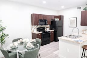 Kitchen View at POINTE AT GREENVILLE APARTMENTS, South Carolina, 29611