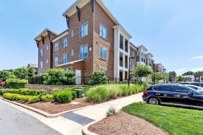 the preserve at ballantyne commons apartments exterior