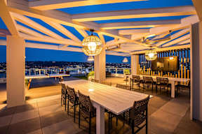 Rooftop Kitchen at The Summit at Lake Union, Seattle