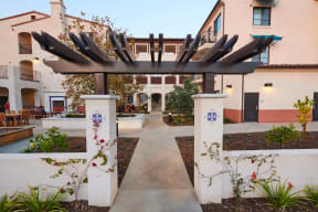 Vista Grande Court Entrance